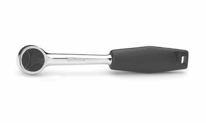 Handle with ratchet