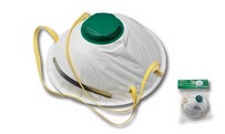 Dust mask with valve